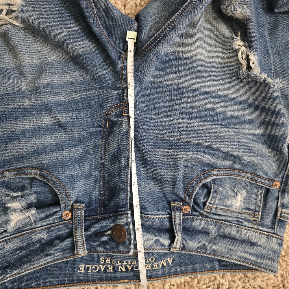 American Eagle Distressed Tomgirl Jeans - Picture 11 of 13